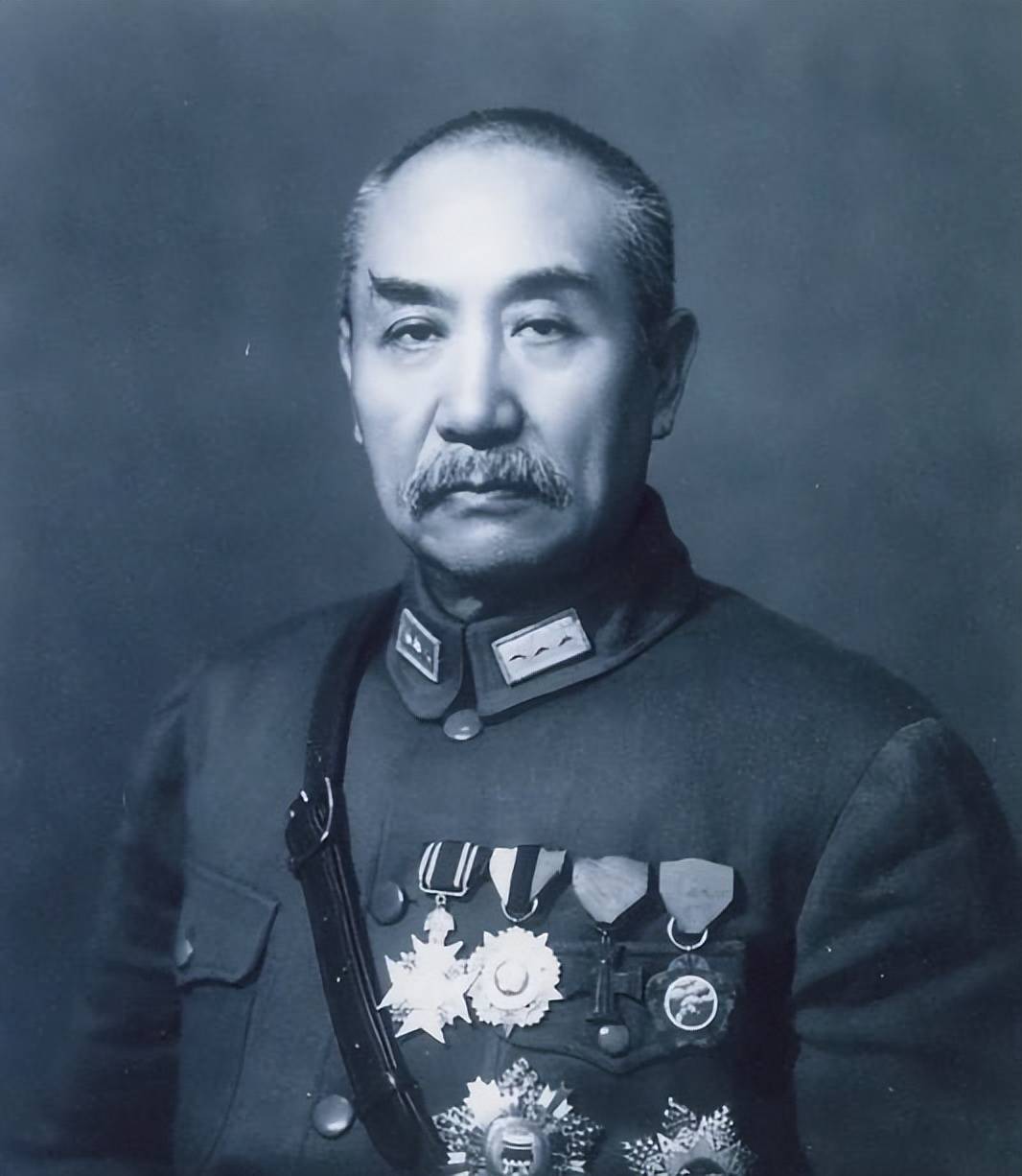 死领出腐烂遗体女儿好友潜水偷渡运回骨灰冰球突破豪华版手机版陈宝仓牺牲后友人冒(图8)